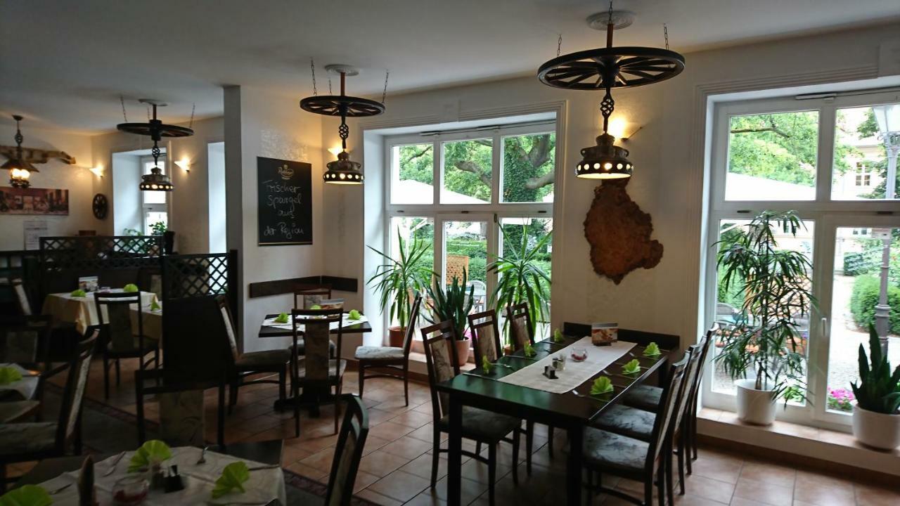 Restaurant Rosengarten 네우루핀 외부 사진